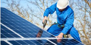 Installation Maintenance Panneaux Solaires Photovoltaïques à La Douze